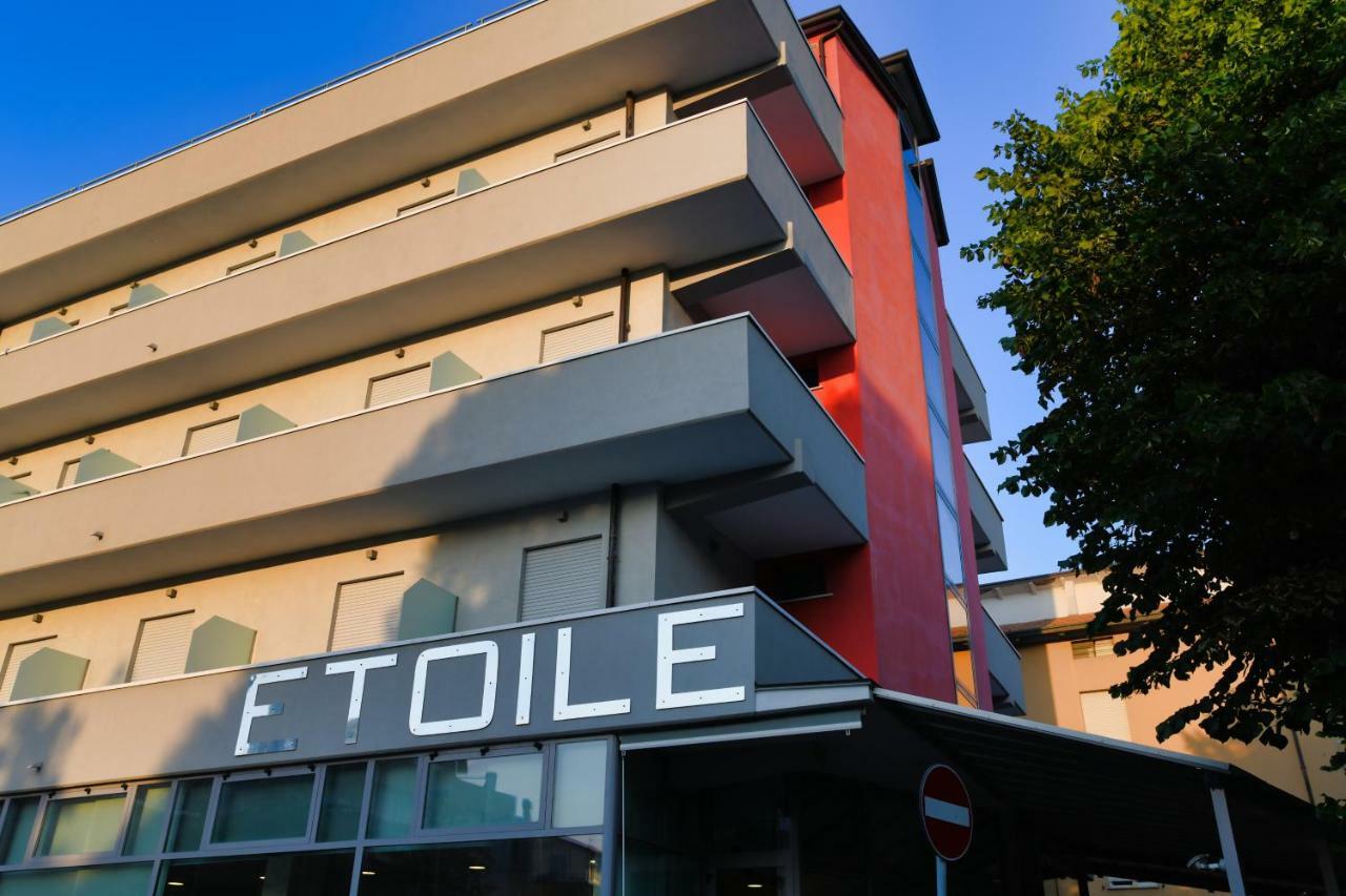 Hotel Etoile Rimini Dış mekan fotoğraf