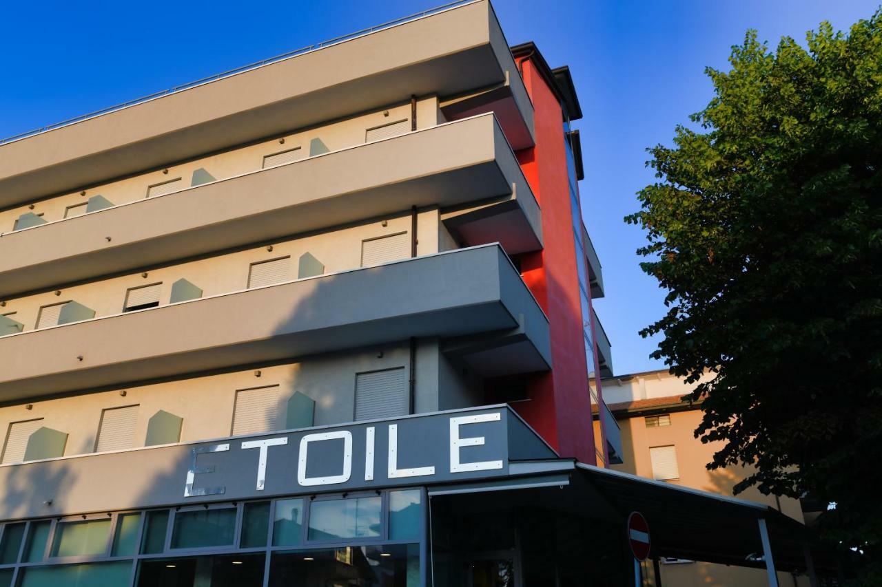 Hotel Etoile Rimini Dış mekan fotoğraf