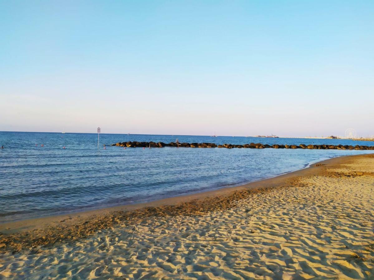 Hotel Etoile Rimini Dış mekan fotoğraf