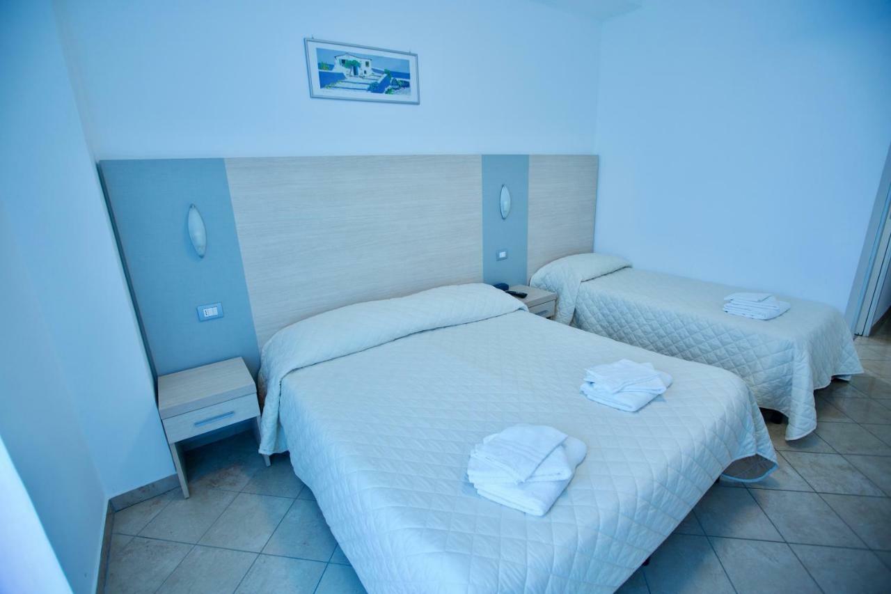 Hotel Etoile Rimini Dış mekan fotoğraf